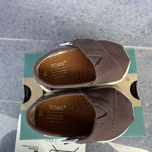 TOMS Baby T3 Gray